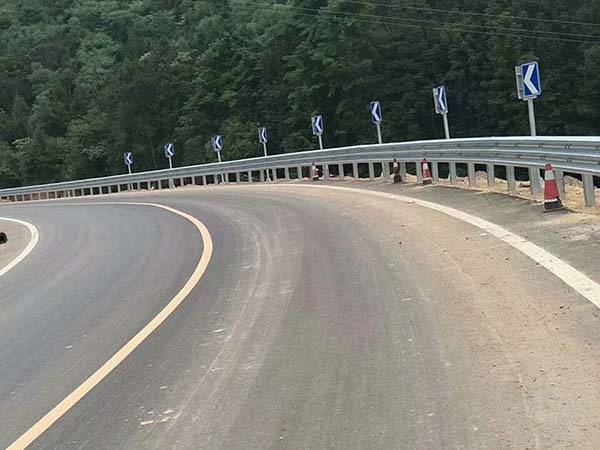 Highway guardrail long-run project